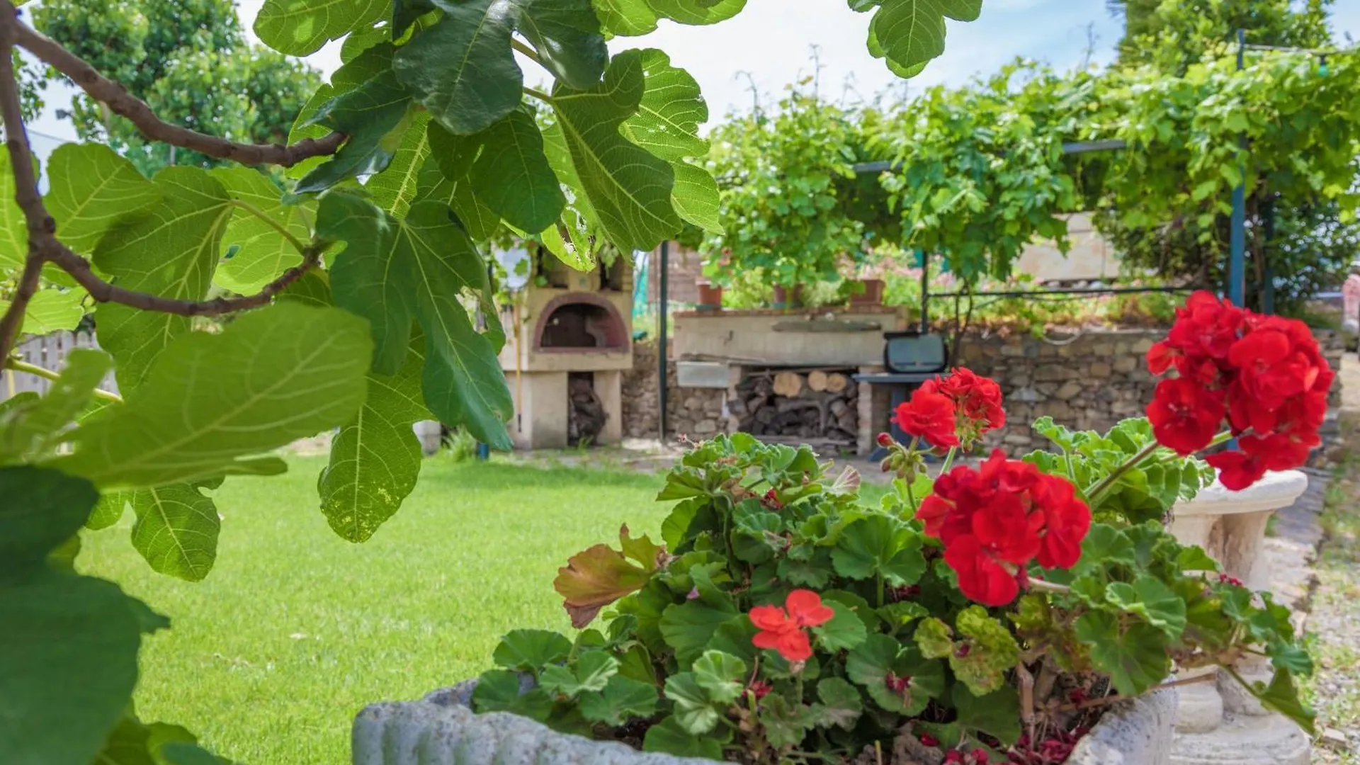 Country Home Il Passatempo Diano Castello Italy